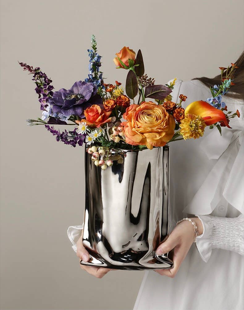 Le Papier Mirror Vase