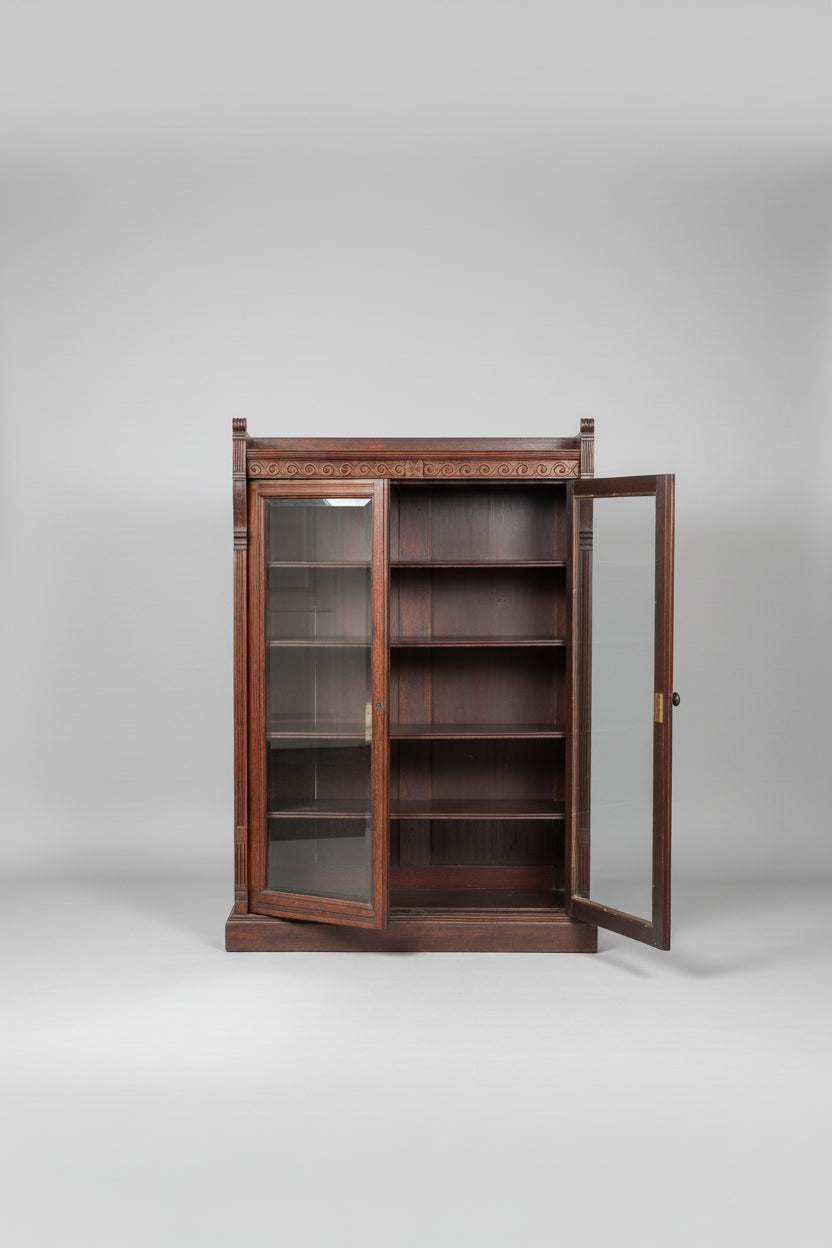 Early 20th Century Oak Vitrine I
