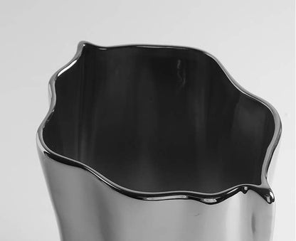 Le Papier Mirror Vase