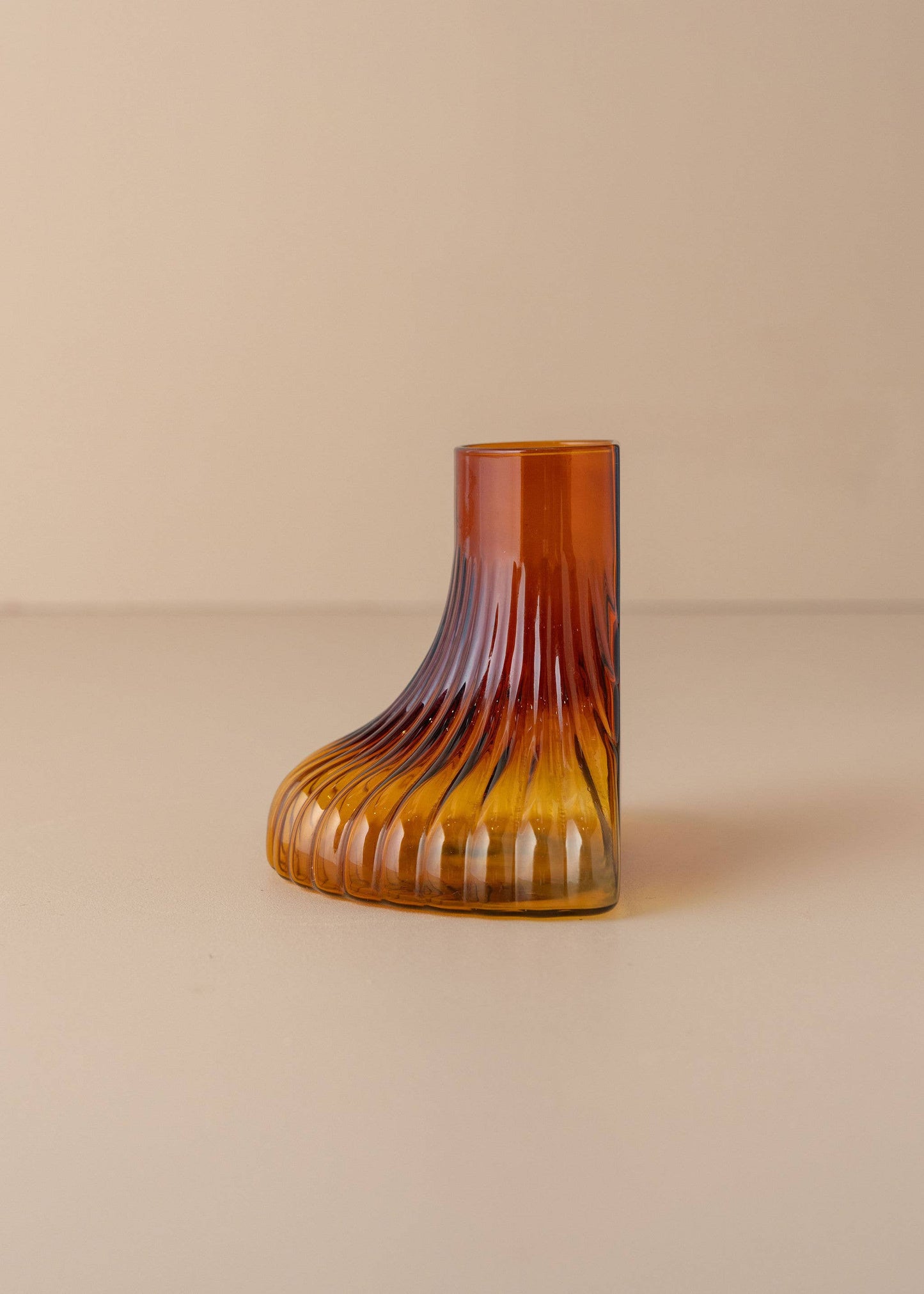 Kairos Ripple Vase — Amber